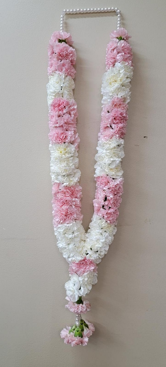 Mums Garland 012